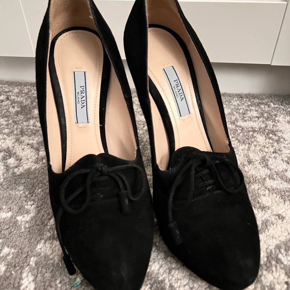 PRADA Authentic gorgeous black platform heels! Size 38 - Picture 4 of 8